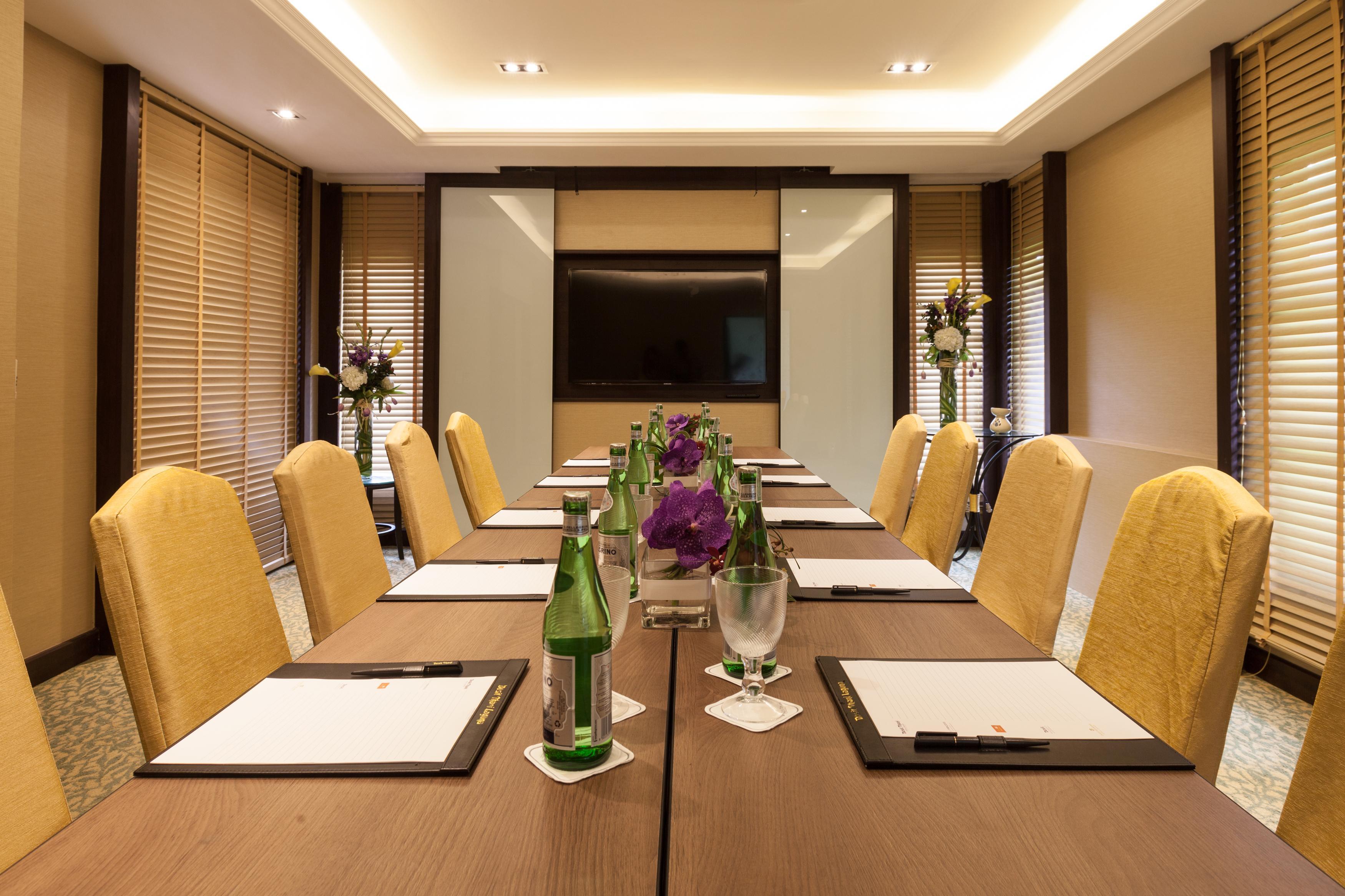 Dusit Thani Laguna Phuket Бангтао-Біч Екстер'єр фото Meeting room at the hotel