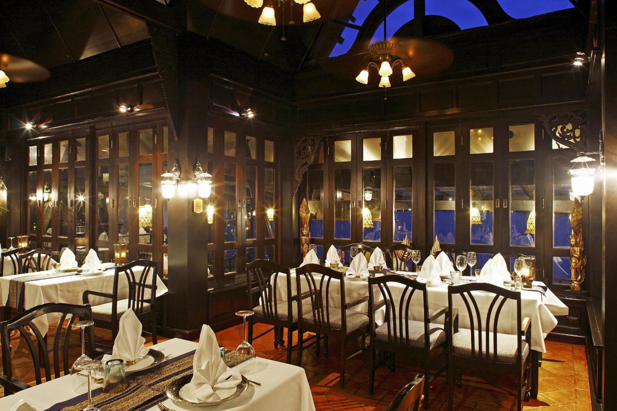 Dusit Thani Laguna Phuket Бангтао-Біч Екстер'єр фото The interior of the restaurant