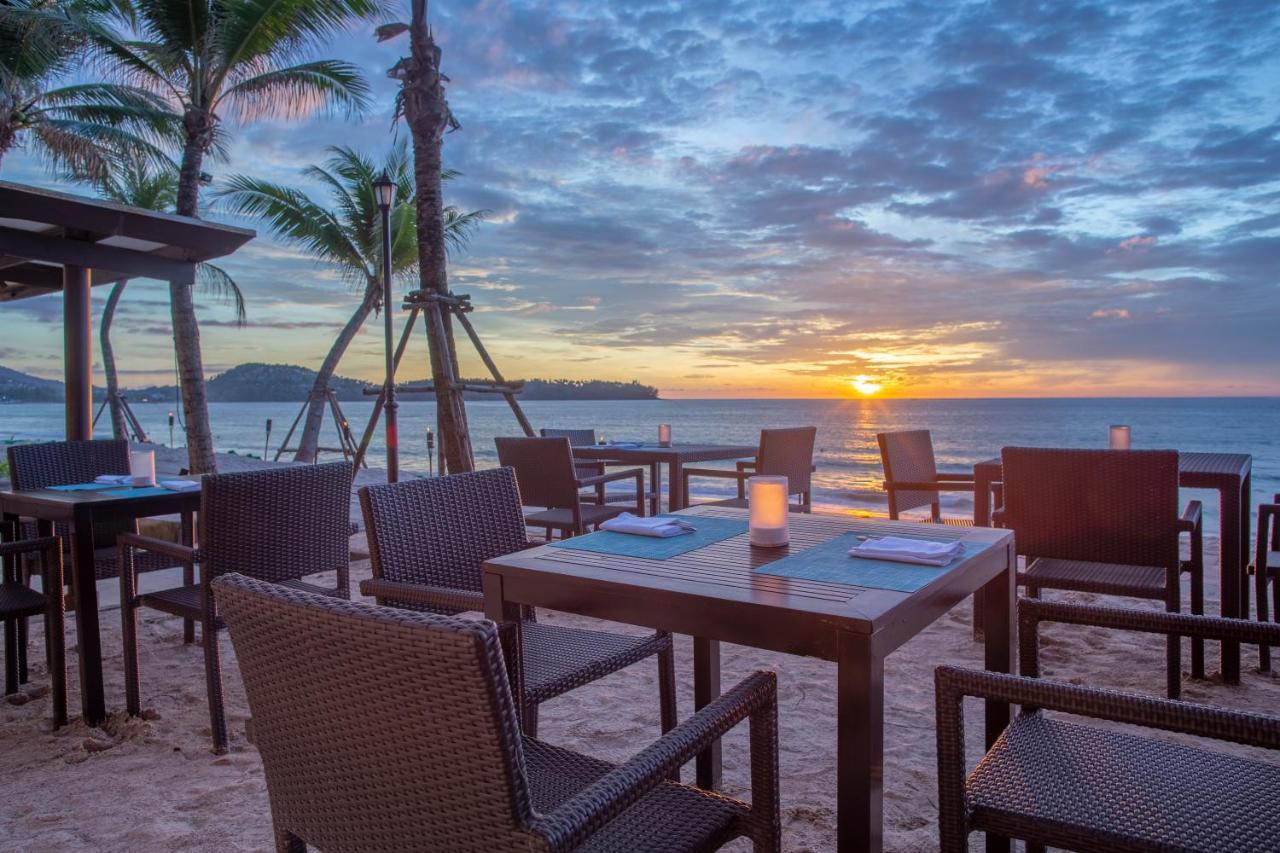 Dusit Thani Laguna Phuket Бангтао-Біч Екстер'єр фото Sunset at the beach